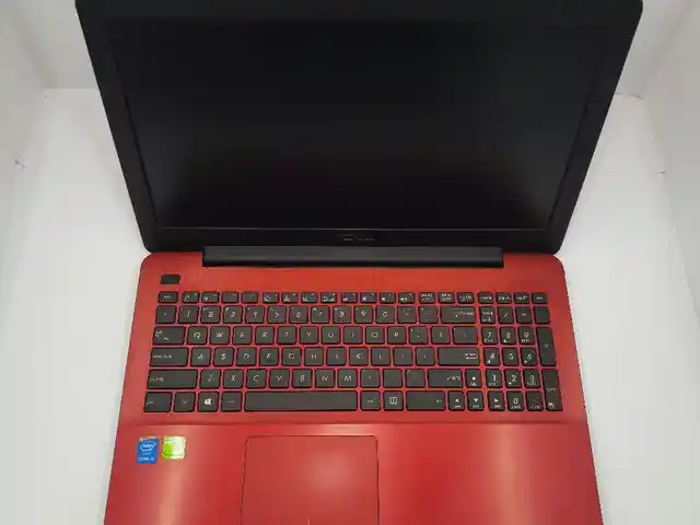 Ноутбук Асус core i5/4 8/256ssd видеокарт 4gb, Душанбе