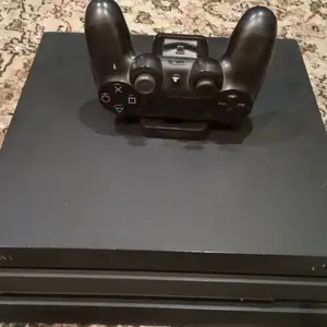 Игровая приставка Sony PlayStation 4 pro, Душанбе