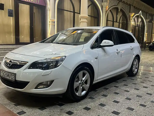 Opel Astra J, 2011, Худжанд - 11