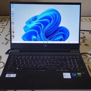 Игровой ноутбук HP Vicuts i7-11800H/16GB DDR4/4GB RTX3050/512GB NvMe/, Душанбе