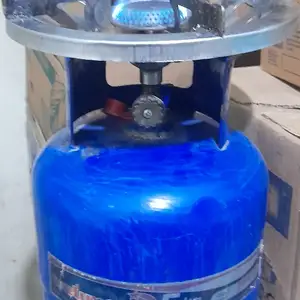 Газовый баллон заправлений с газом, Душанбе