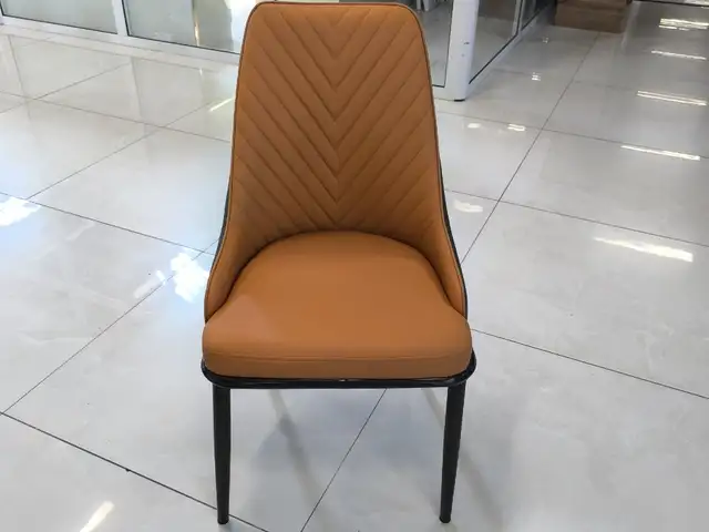 Стулья, Душанбе