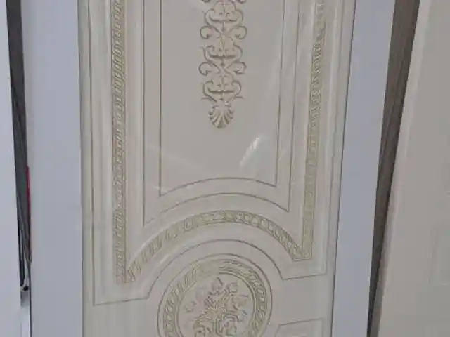 Дверь, Душанбе