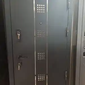 Входная дверь, Душанбе