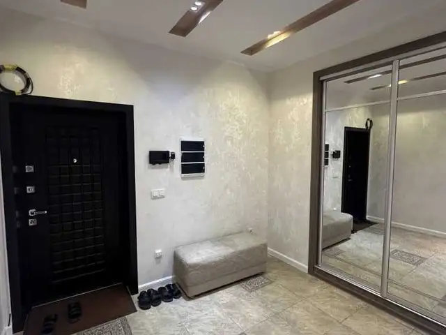 2-комн. квартира, 6 этаж, 98 м², И Сомони Пушкина, Душанбе