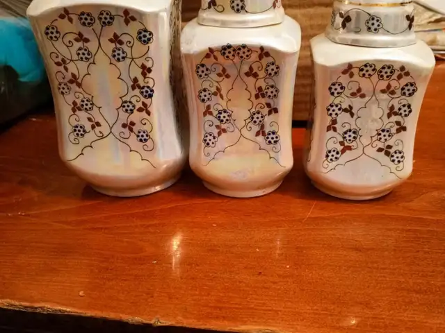 Фарфоровые баночки, Душанбе