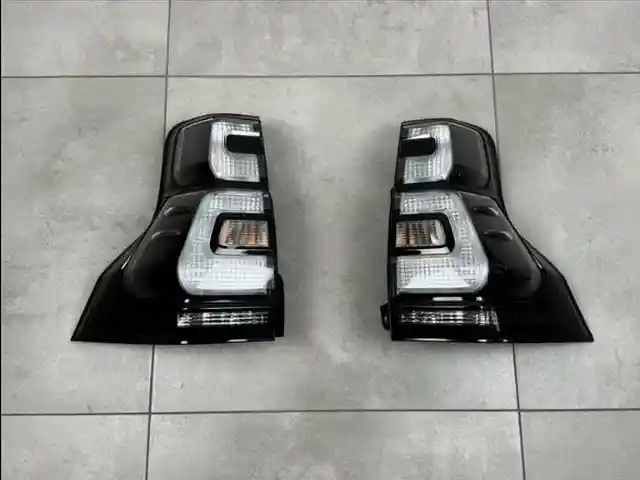 Задние фонари Toyota Land Cruiser Prado, Душанбе