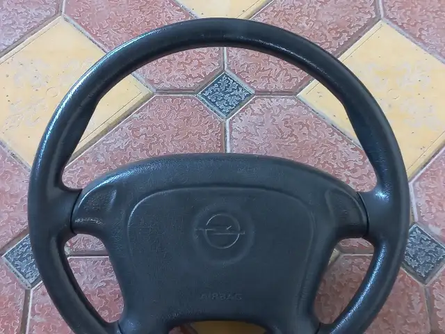 Руль от Opel F, Хуҷанд