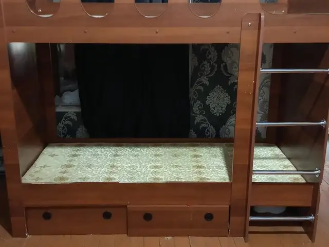 Детская двухъярусная кровать, Душанбе