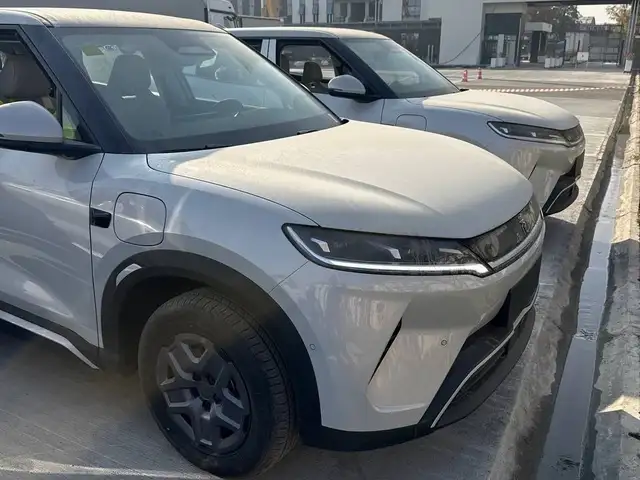 BYD Yuan Up, 2025, Худжанд - 4