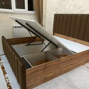 Двухспальная кровать, Душанбе