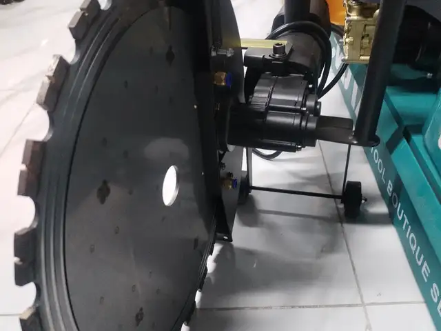 Бетонорез, Душанбе