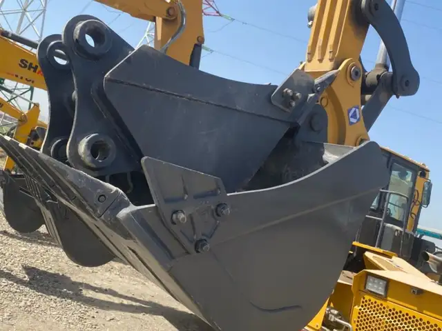Экскаватори XCMG XE60WGA, Душанбе - 4