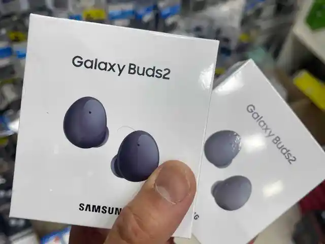Беспроводные наушники Samsung Galaxy Buds2, Душанбе