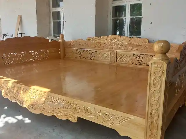 Тапчан, Душанбе