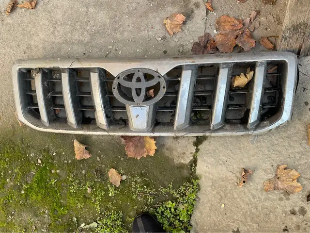 Облицовка от Toyota Prado, Худжанд