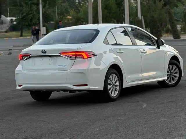 Toyota Corolla, 2022, Душанбе - 13