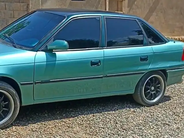 Opel Astra F