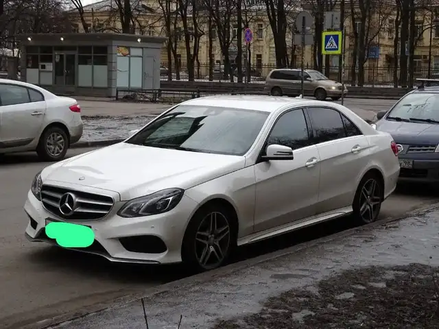 Mercedes-Benz E class
