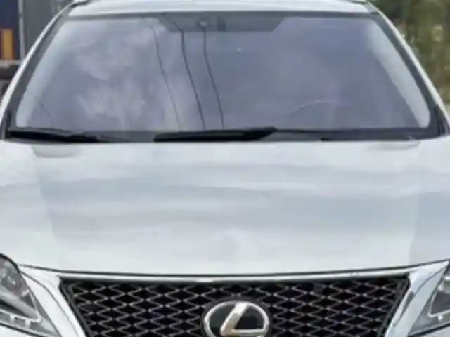 Лобовое стекло от Lexus Rx, Душанбе