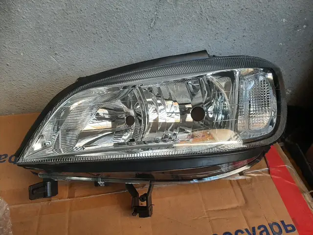 Фара от Opel Zafira, Душанбе