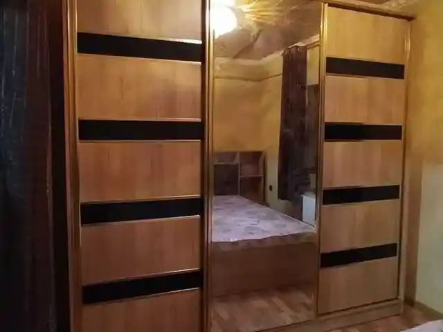Шифоньер купе, Душанбе