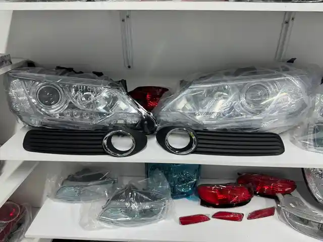 Передние фары на Toyota Camry 5, Душанбе