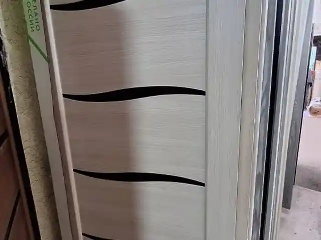 Дверь Хай тек, Душанбе