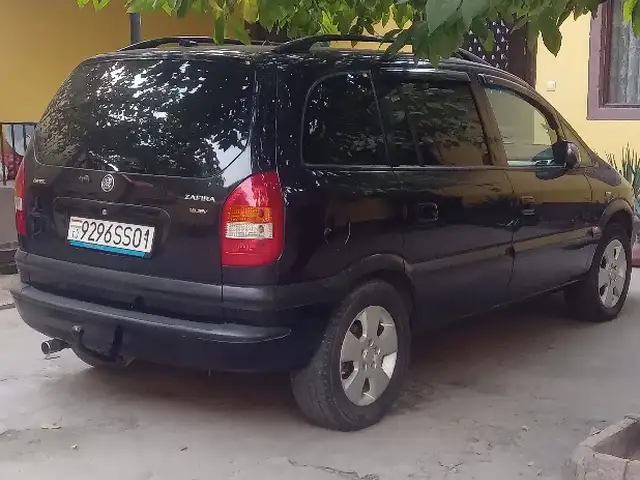 Opel Zafira