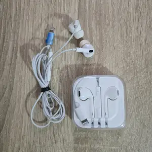Наушники Apple, Бохтар (Курғон-Теппа)