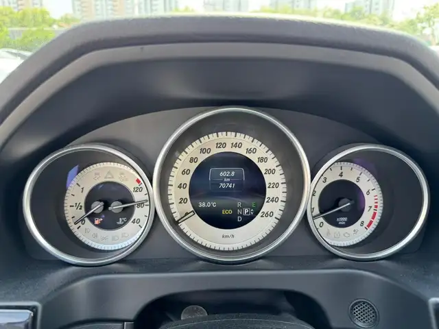 Mercedes-Benz E class, 2015, Душанбе - 9