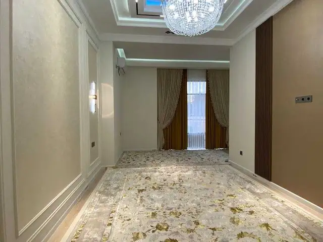 3-комн. квартира, 2 этаж, 101 м², Исмоили Сомони, Душанбе