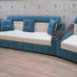 Тройка диван, Худжанд