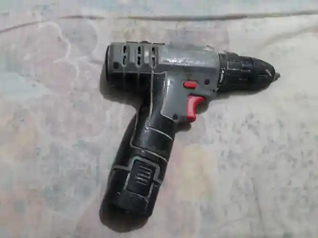 Шуруповёрт, Душанбе