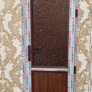 Пластиковая Дверь, Худжанд