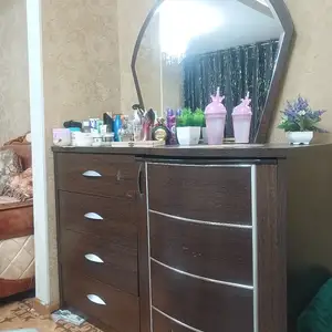 Трюмо, Душанбе