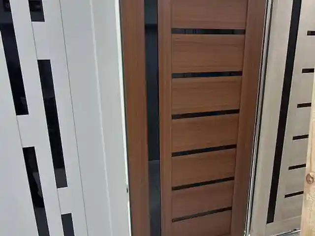 Дверь, Душанбе