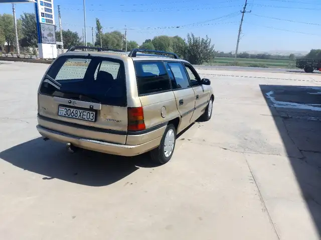 Opel Astra F