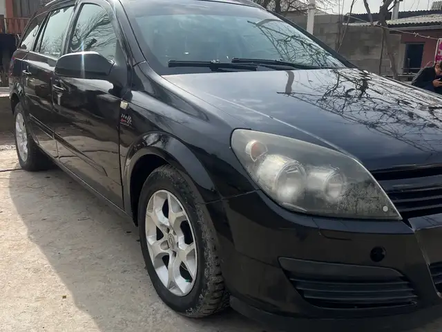 Opel Astra H
