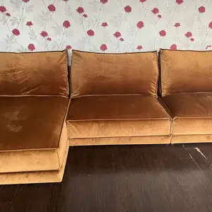 Диван, Душанбе