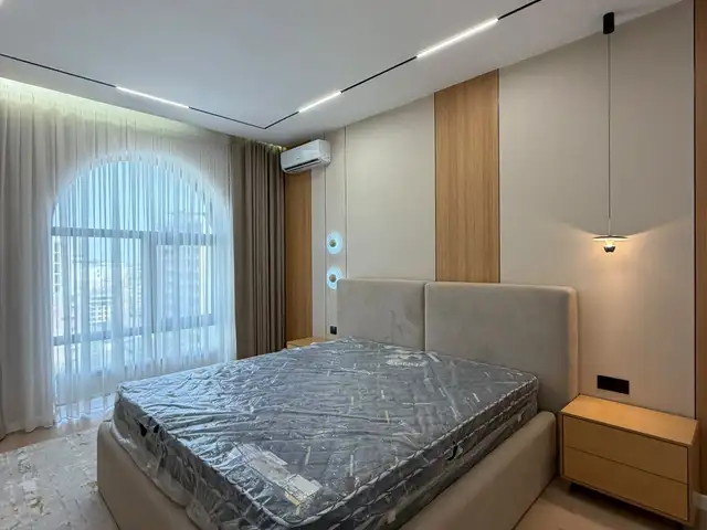 4-комн. квартира, 14 этаж, 163 м², Зеленый, Душанбе