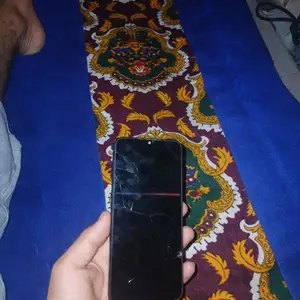 Realme C33, Душанбе
