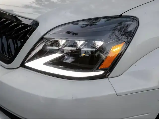 Фар барои хамаи намуди Lexus бо фармоиш, Худжанд