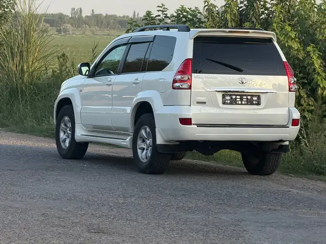 Toyota Land Cruiser Prado