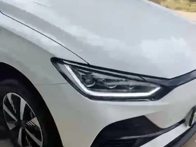 BYD B2