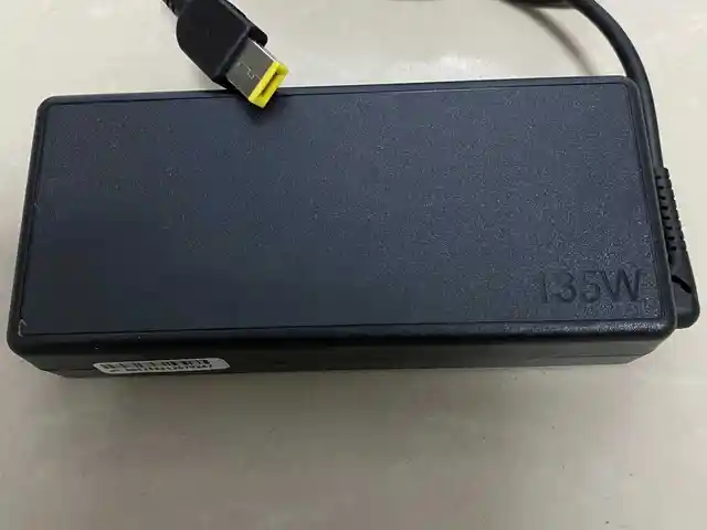 Блок питания Lenovo USB 20V-6.75A 135w, Душанбе