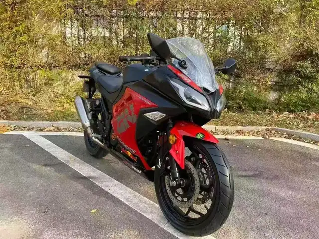 Мотоцикл Kawasaki, Душанбе