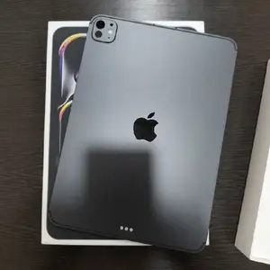 Планшет Apple iPad pro 11 M5 5G, Худжанд