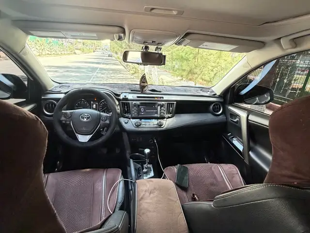 Toyota RAV 4, 2017, Душанбе - 6