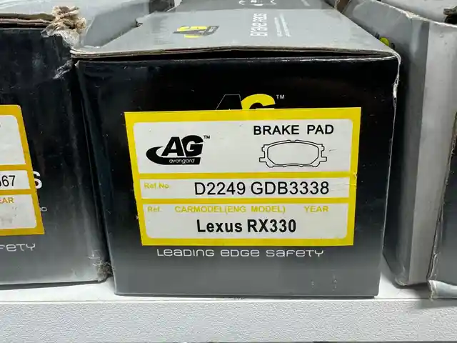 Передние тормозные колодки на Lexus RX 2004-2009 AG, Душанбе
